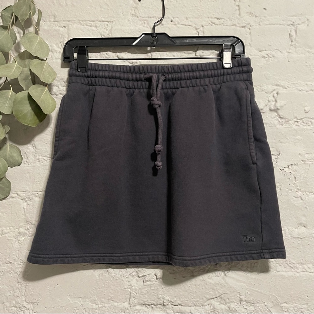 Aritzia TNA Cozy Gray Fleece Skirt